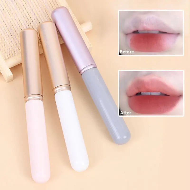 Mini Lip Brush for Lipstick and Concealer - Soft Round Tip Makeup Tool