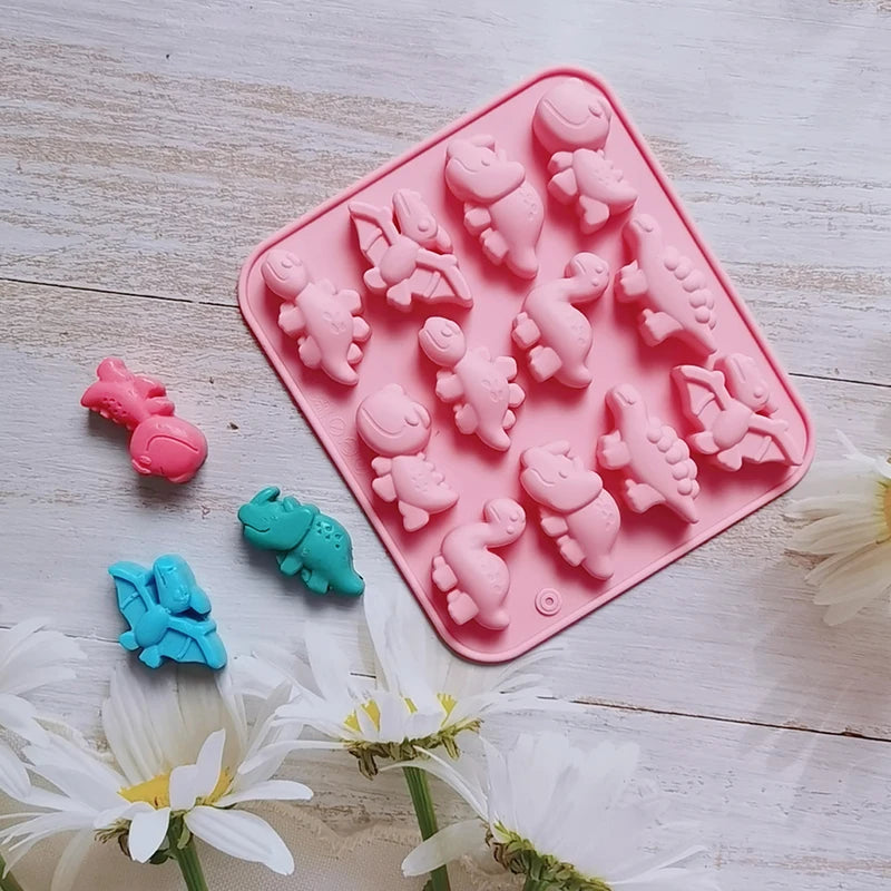 3D Dinosaur Silicone Fondant Mold for Cake Decorating and Crafting