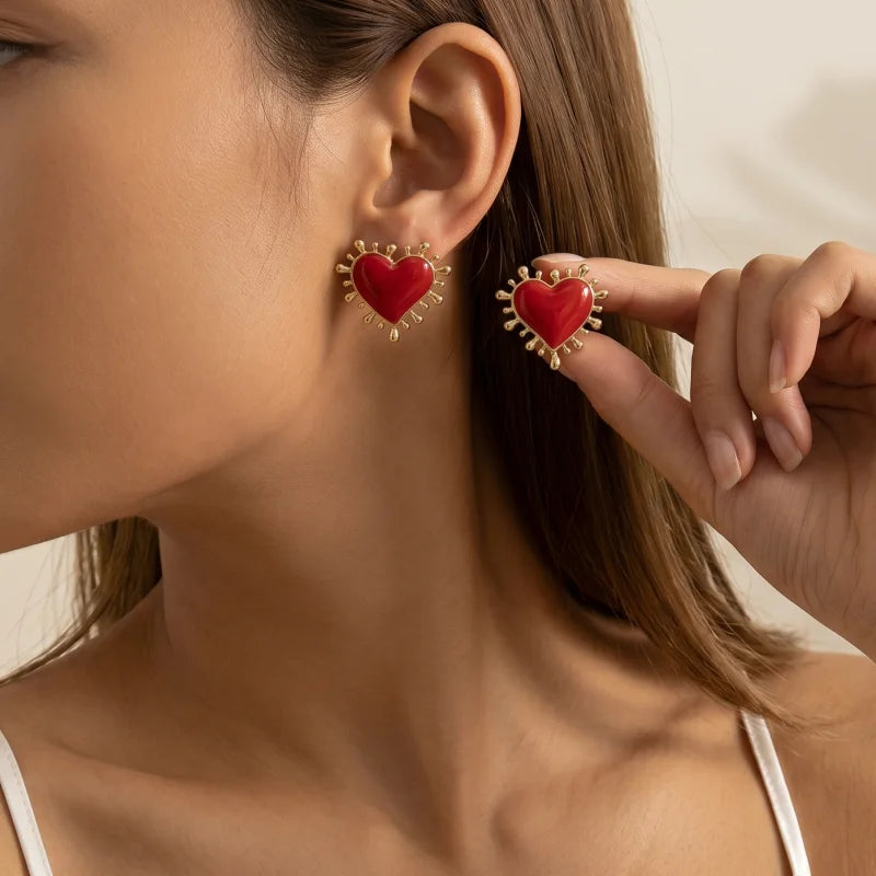 Vintage Sunburst Heart Stud Earrings for Women Romantic Jewelry for Daily Wear