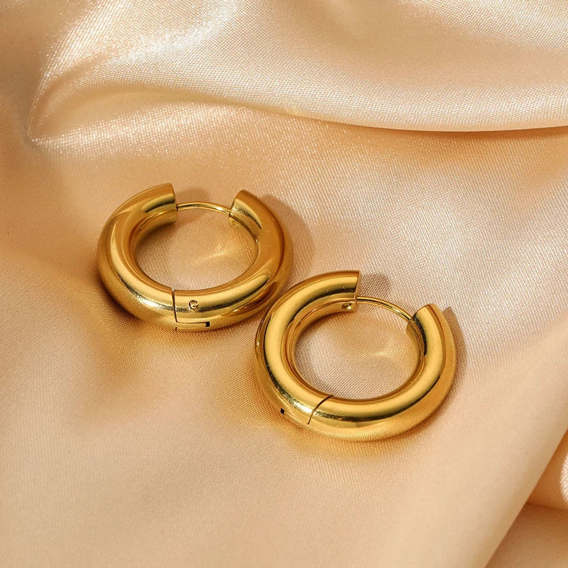Classic Round Stainless Steel Earrings for Women Men Geometric Circle Ear Buckle