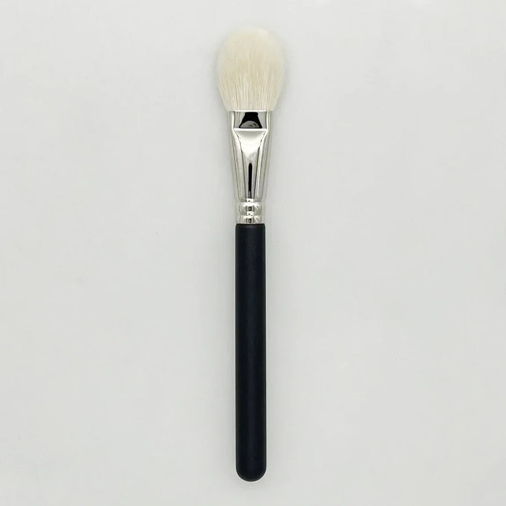 Cheek Brush - Soft Fluffy Goat Hair Makeup Blush & Highlighter Brush