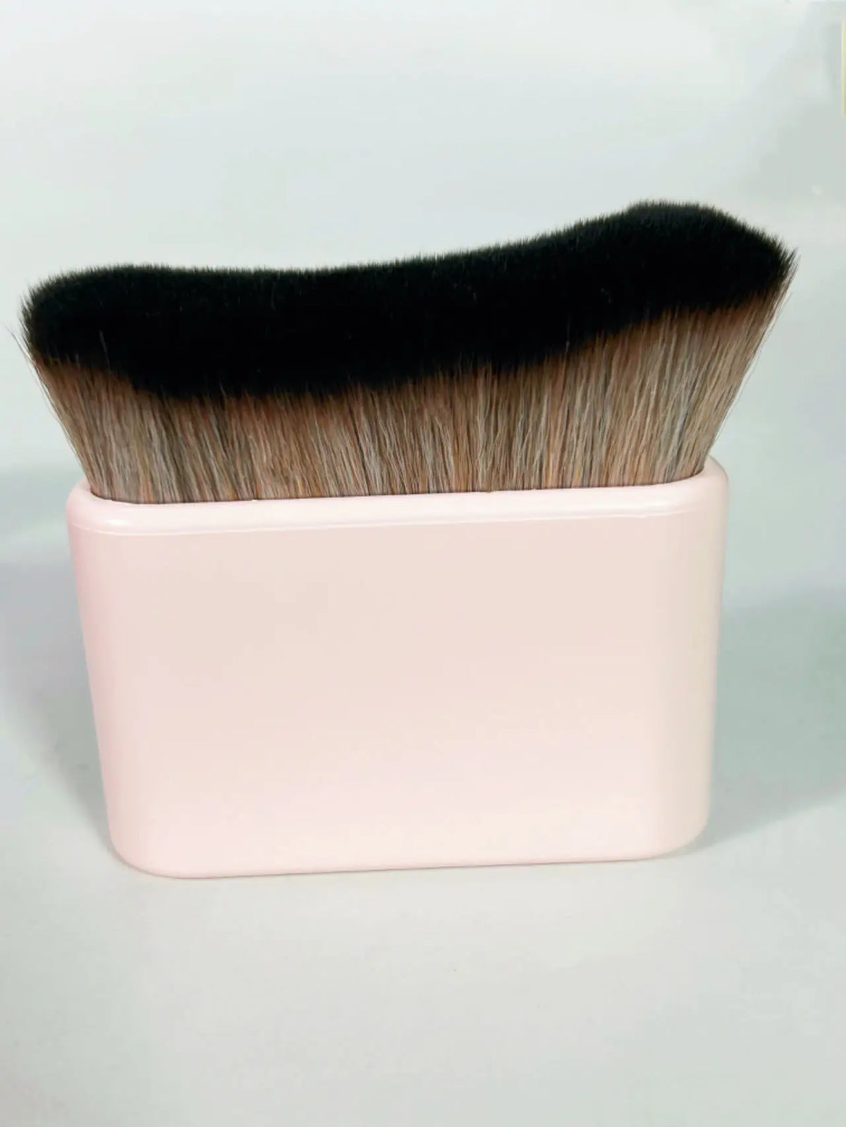 Makeup Brush for Body & Self Tanning Foundation - Multiple Colors