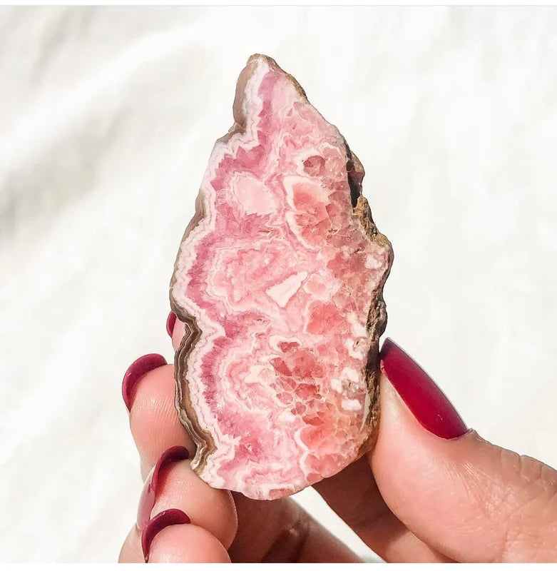 Natural Rhodochrosite Gemstone Slice for Feng Shui Home Decoration - 4-5cm