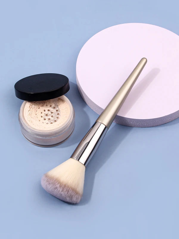 Large Soft Powder Brush with Wooden Handle for Blush & Makeup