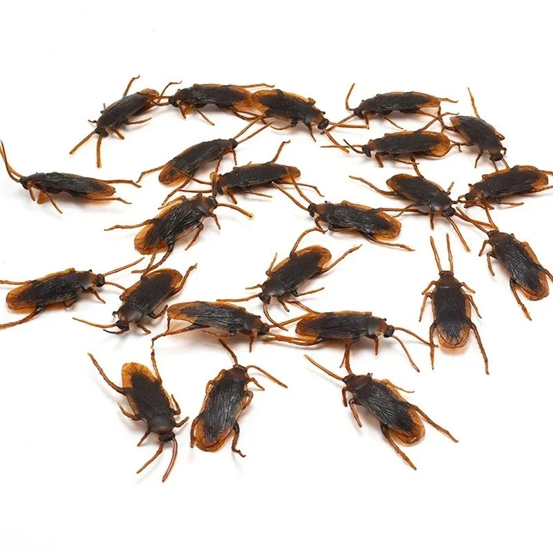Fake Cockroach Prank Set - 10pcs Halloween Joke and Novelty Toy