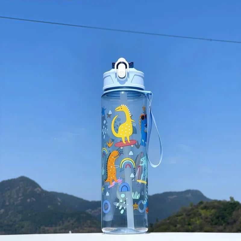 750ml Kids Water Bottle with Silicone Straw Leakproof Summer Sippy Cup