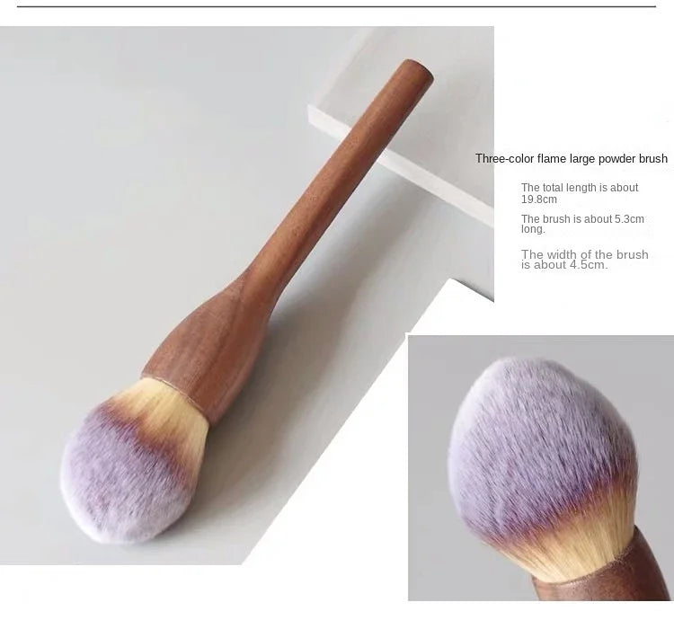 European Vintage Wooden Handle Makeup Brush - Soft Powder Blush Contour Brush