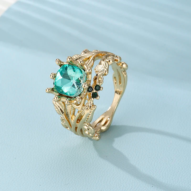 Vintage Alloy Green Zircon Ring - Creative Totem Jewelry for Men & Women