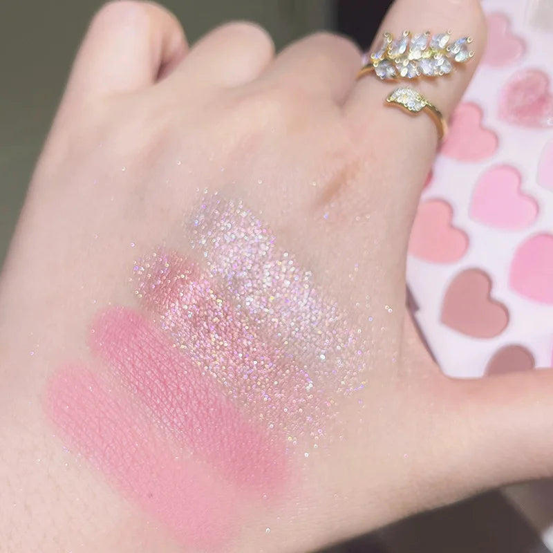 20-Color Heart-Shaped Eyeshadow Palette with Matte & Shimmer Shades - Long-Lasting Eye Makeup