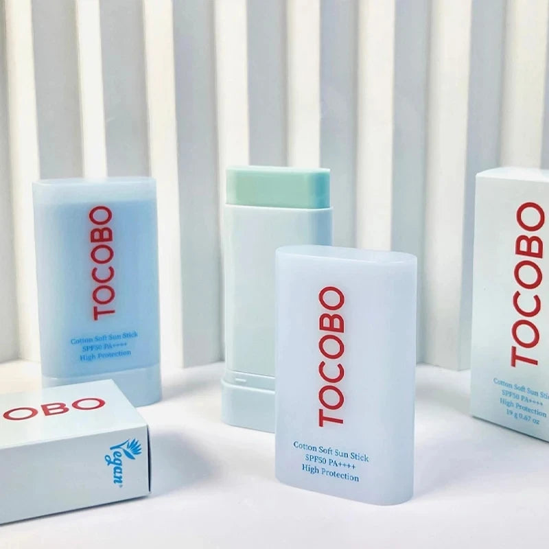 Waterproof Sunscreen Stick with Hydrating and Lightweight Texture for Outdoors