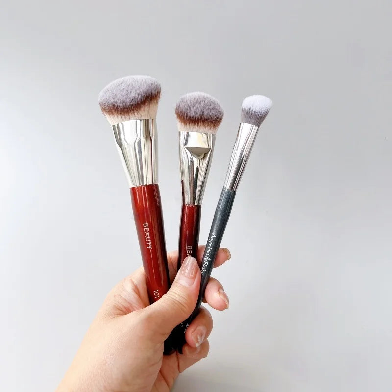 Makeup Brush Set with Concealer, Foundation & Contour Brushes - Professional Quality