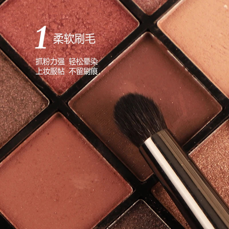 Piccasso Grey Makeup Brush - Eyeshadow Smudge Brush, Soft Wool, Solid Wood, Professional Face & Eye Makeup Tool