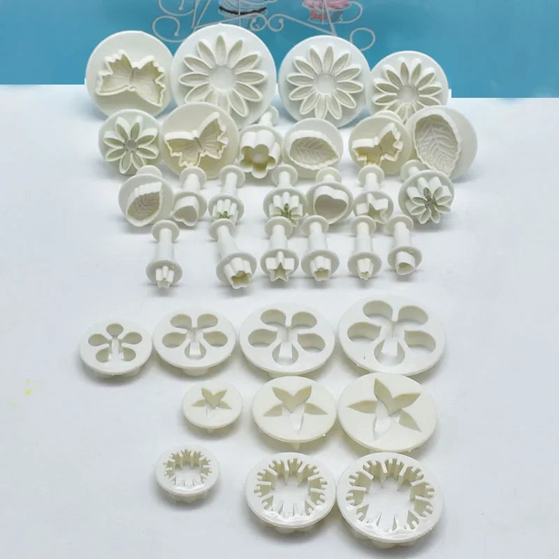 33PCS Fondant Cutter Set for Cake Decorating & Cookie Molds - DIY Baking Tools