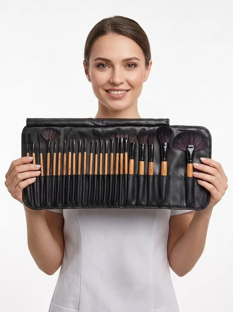 Professional 32-Piece Makeup Brush Set with Wooden Handles & PU Storage Bag