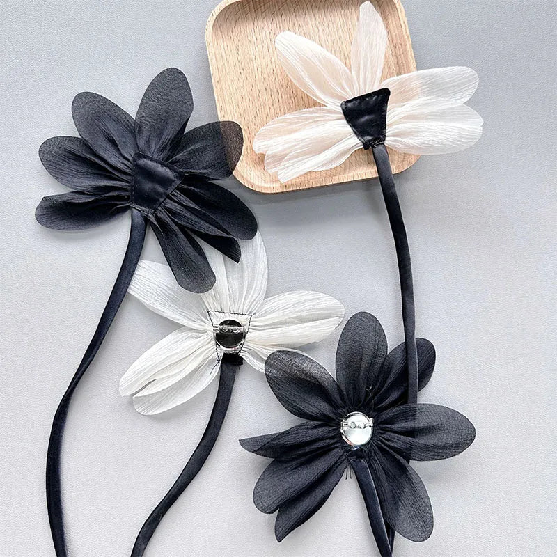 2Pcs Fabric Flower Brooch Pins for Women Handmade Wedding Party Gifts
