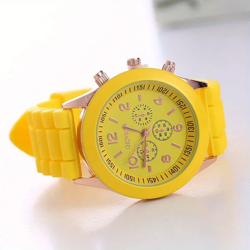 Unisex Round Pointer Quartz Watch with Silicone Strap - Sports Wristwatch for Women and Men