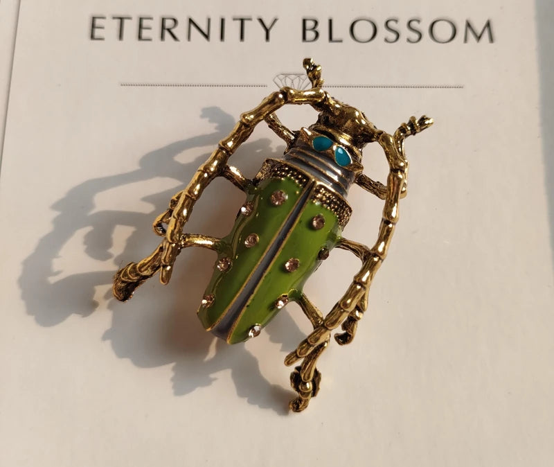 Vintage Bee Beetle Brooch for Women Men Insect Palace Jewelry Fashion Accessory