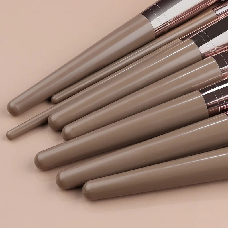 Makeup Brushes Set with Soft Nylon Bristles - Foundation Eyeshadow Blush Highlighter Concealer Kabuki Blending Tools