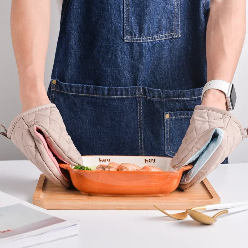 Fish-Shaped Silicone Oven Gloves Anti-Scald Kitchen Heat-Resistant Gloves