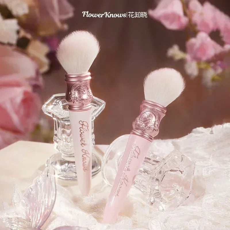 Fluffy Makeup Brush Set - Wool & Fiber Blush Brushes with Starry Sky Design