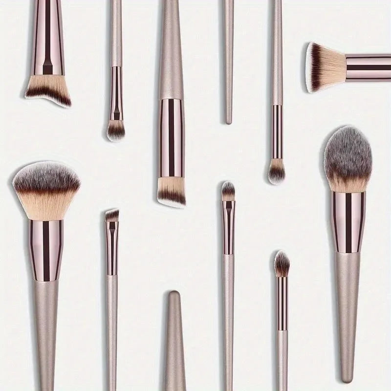 10 Pcs Makeup Brush Set - Foundation, Blush, Eye Shadow & Concealer Tools