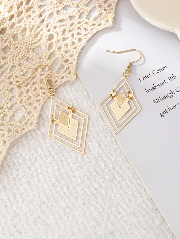 Summer Hollow Diamond-Shaped Earrings - Fashionable Jewelry Accessory