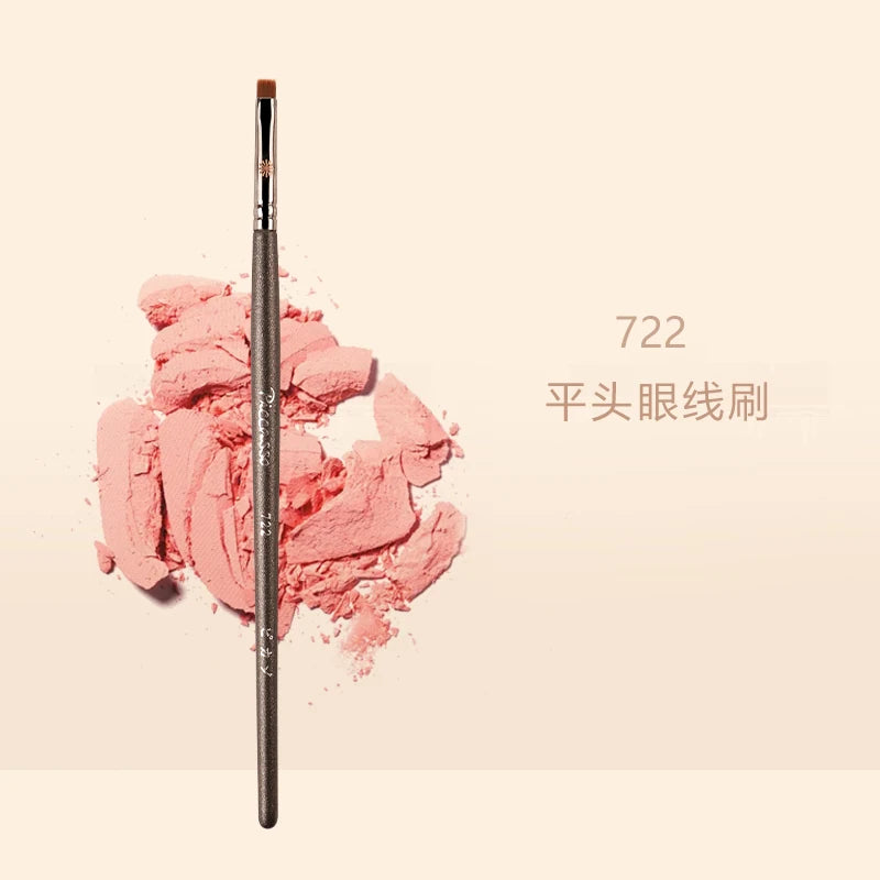 Piccasso Grey Makeup Brush Flat Head Eyeliner Brush Fiber Hair Solid Wood Professional Beauty Tool