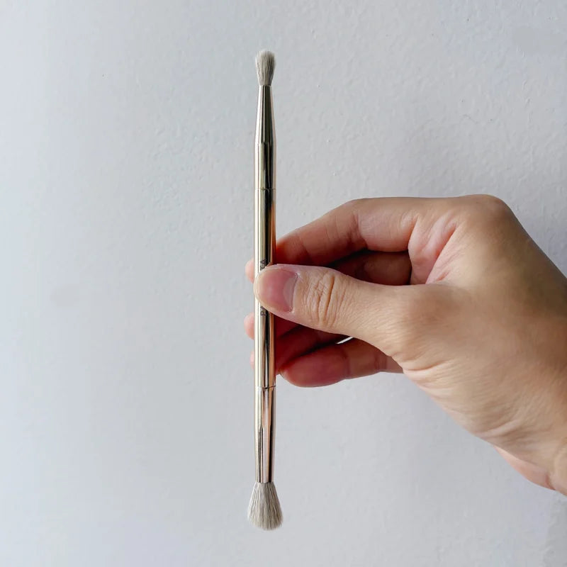 Dual Ended Eyeshadow Brush for Precise Blending and Application – Cream & Powder Makeup Tool