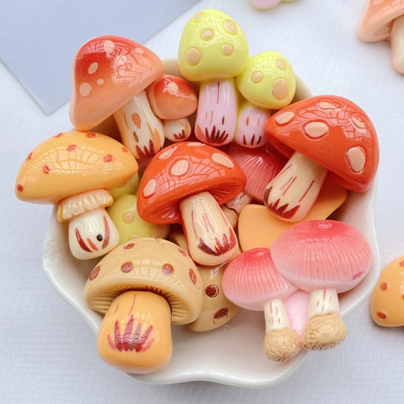 10Pcs Resin Cartoon Mushroom Flat Back Cabochons for Jewelry & Scrapbooking Crafts