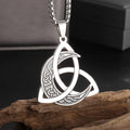 Retro Nordic Crow Skull Pendant Necklace for Men - Animal Bird Jewelry Gift