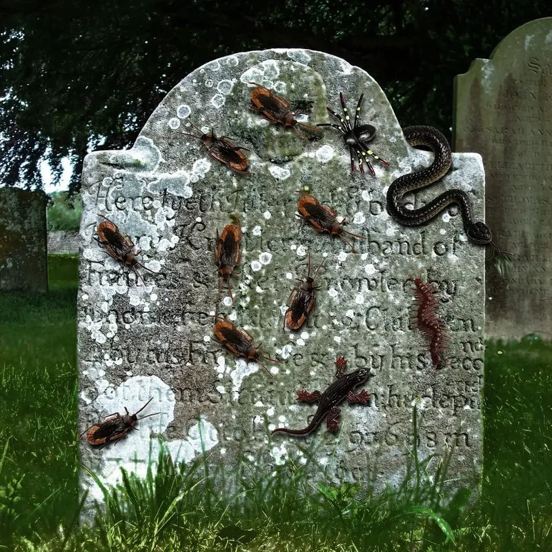 148pcs Halloween Fake Insect Cockroach Spider Bug Set for Haunted House Decorations