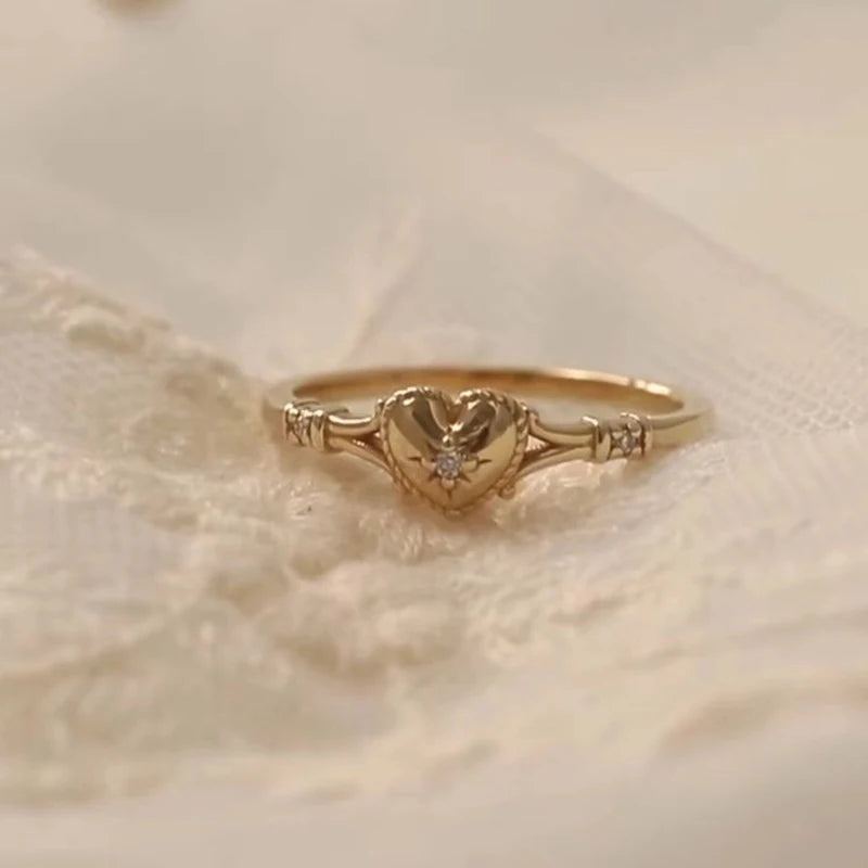 Heart-Shaped Gold Plated Stainless Steel Ring for Women Jewelry Accessories