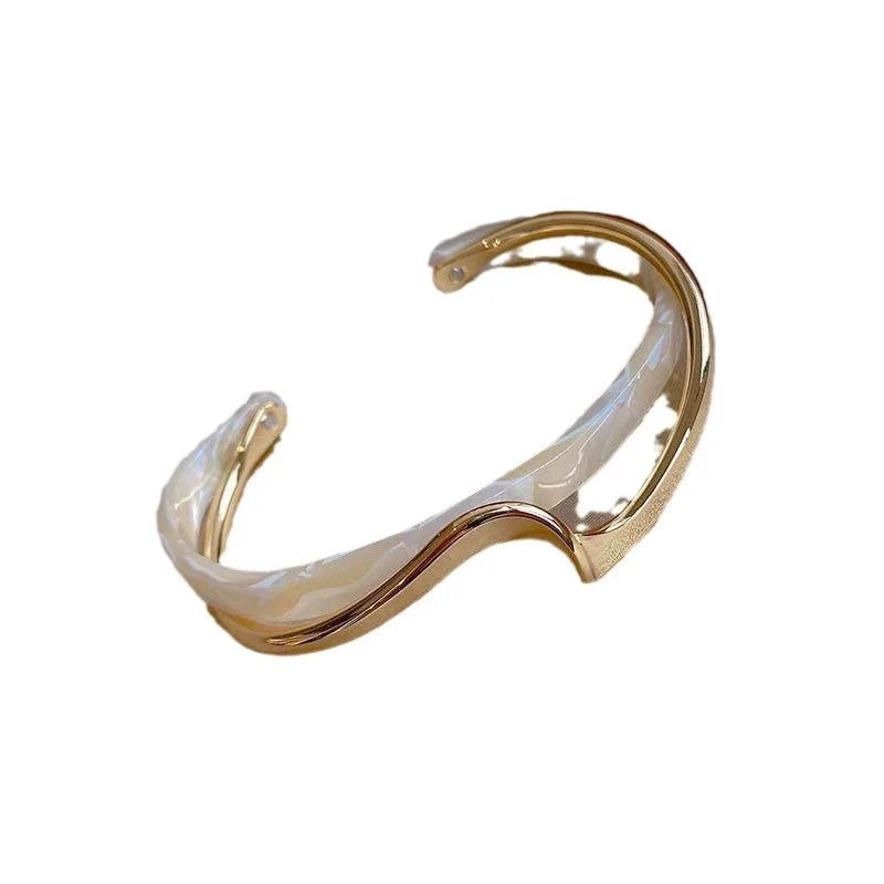 White Shellfish Bracelet Set - Geometric C-Shaped Bangles for Women Jewelry Gift