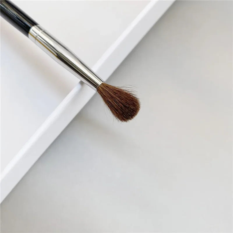 Precision Crease Eyeshadow Brush - Small Long Hair Makeup Blending Tool