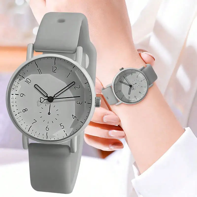 Women’s Casual Silicone Quartz Watch - Fashionable Unisex Timepiece