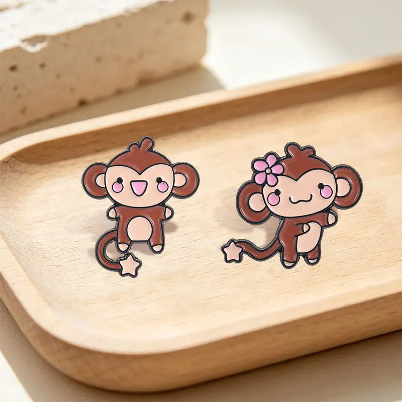 Cute Monkey Enamel Pin Cartoon Star Tail Ape Floral Animal Brooch Jewelry Gift