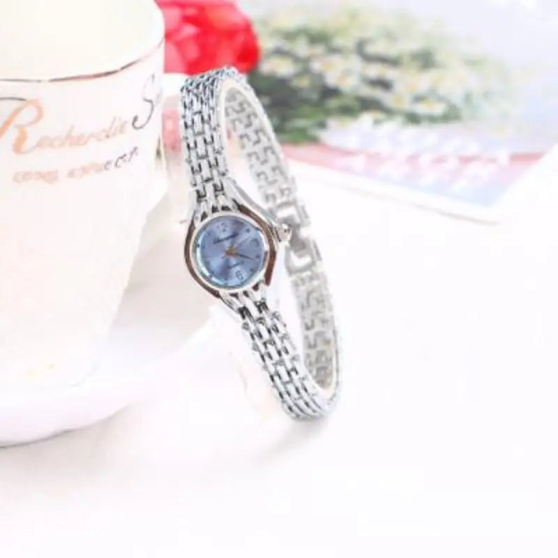 Luxury Women's Gold Bracelet Watch Small Dial Steel Elegant Quartz Wristwatch Gift