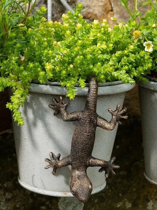 Gecko Hanging Plant Planter Figurine for Patio Garden Decor