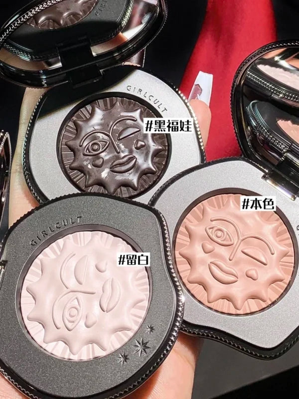 Cream Blusher Powder with Multi-Use Highlight and Natural Finish – Girlcult Emotional Series