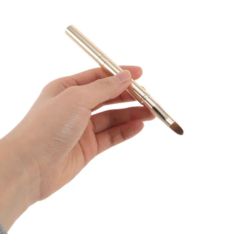 Dual-Ended Lip Makeup Brush with Cap - Precise Lipliner & Blending Tool