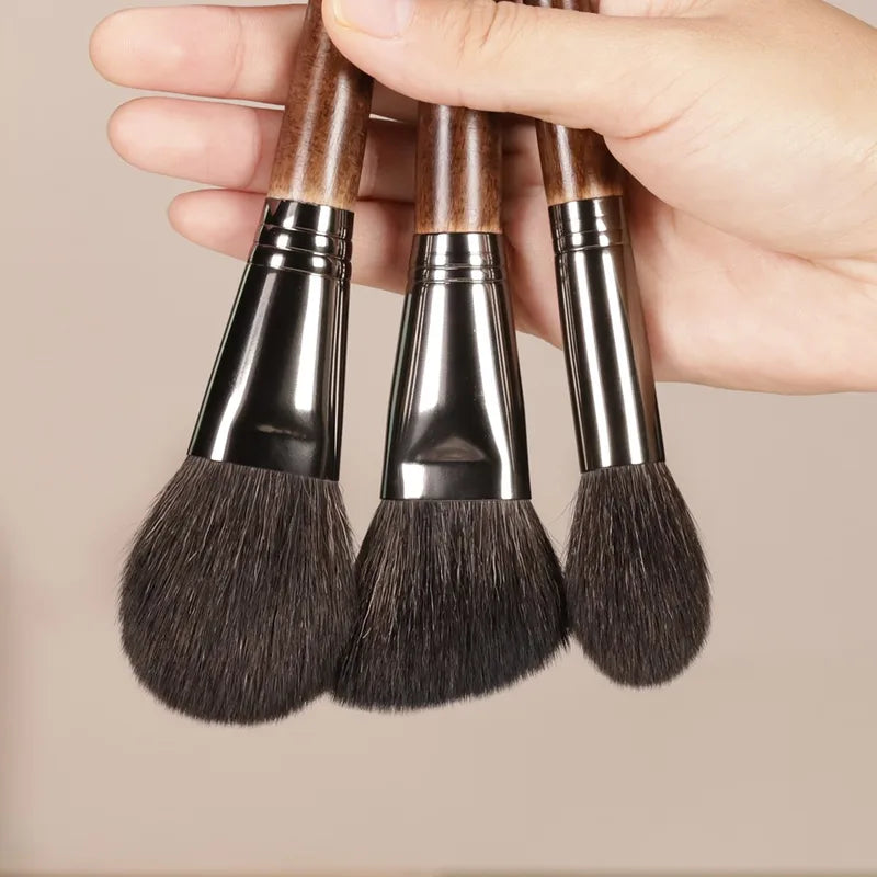 Makeup Brush Set 3 Pieces Soft Goat Hair Blusher Sculpting Highlight Tools