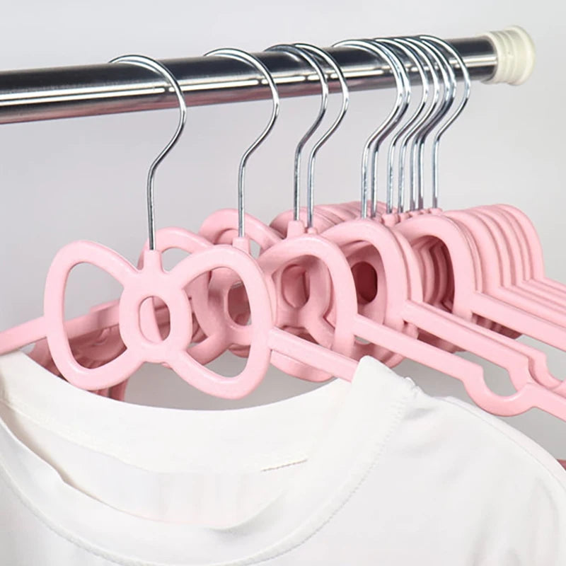3-Pack Plastic Clothing Hangers - Space Saving Closet Organizers for Clothes