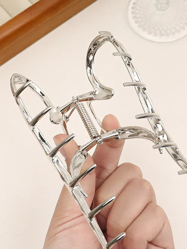 Elegant Heart-Shaped Hair Claw Clip for Women - Non-Slip Hair Accessory