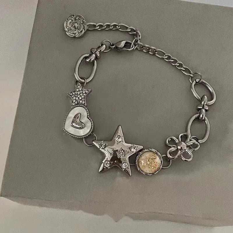 Vintage Punk Metal Love Heart Star Flower Bracelet for Women - Exquisite Jewelry Gift