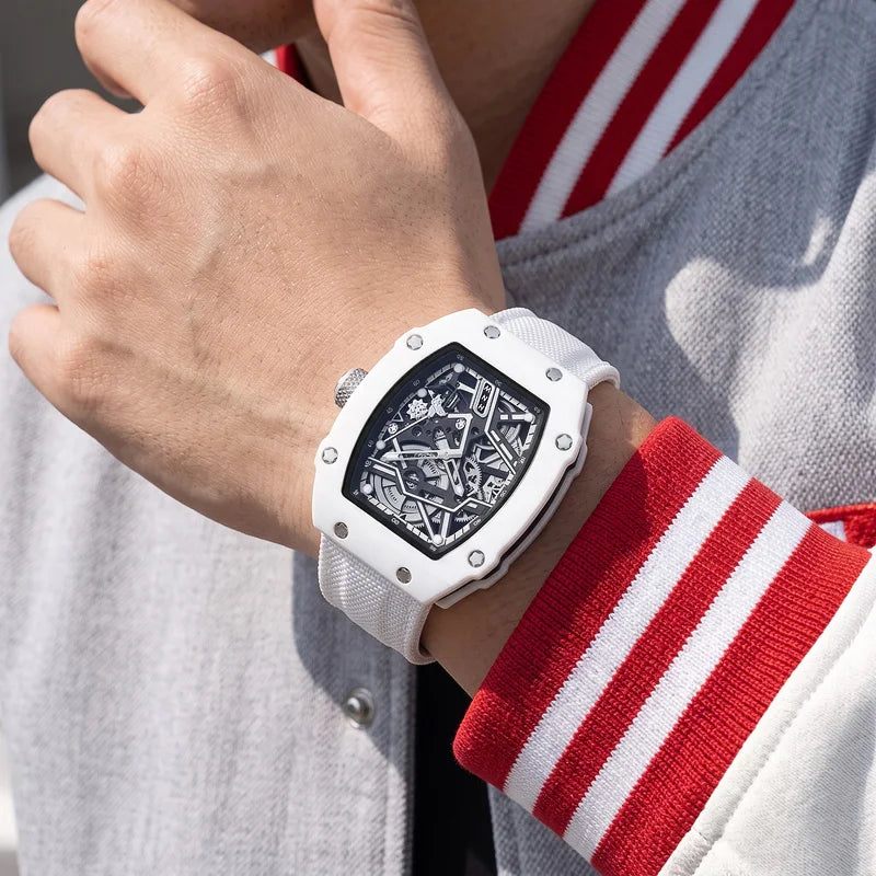 Unisex Ultra-Thin Quartz Watch with Luminous Display and Nylon Strap – Trendy Fashion Accessory for Men and Women