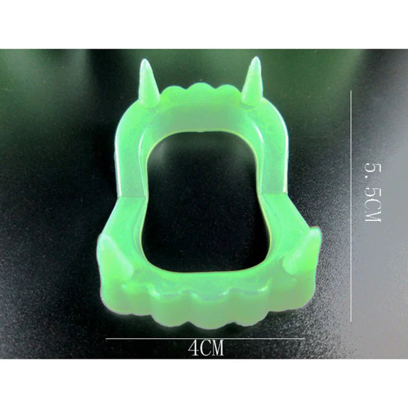 Glow Luminous Fake Vampire Teeth Set for Halloween Party Cosplay - 5 Pieces