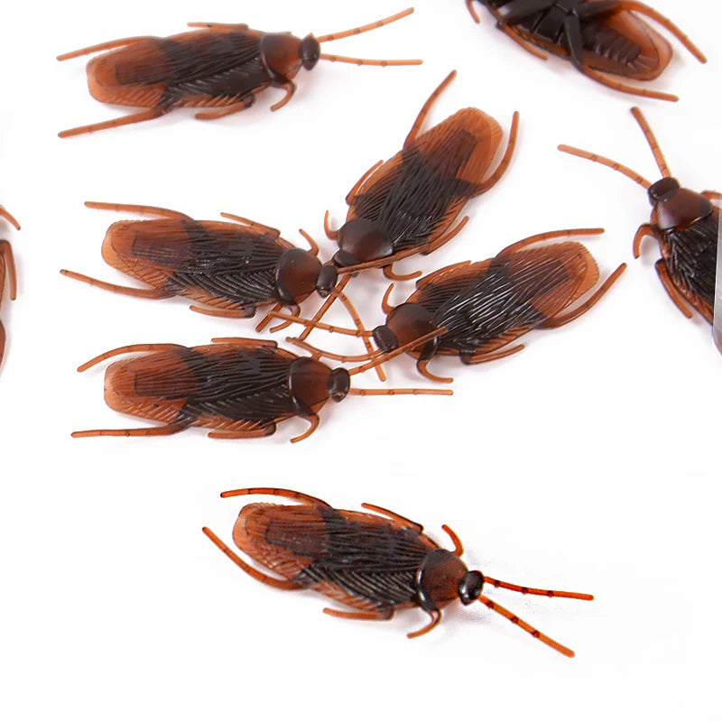 Halloween Plastic Cockroach Set - 50 or 100 Fake Bugs for Pranks & Decorations
