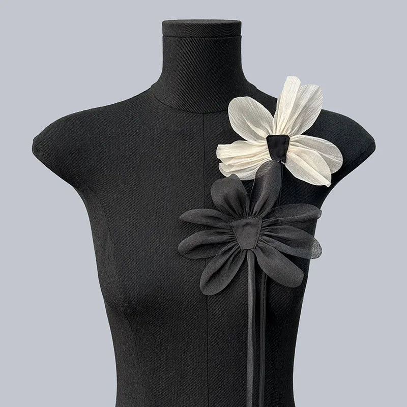 2Pcs Fabric Flower Brooch Pins for Women Handmade Wedding Party Gifts