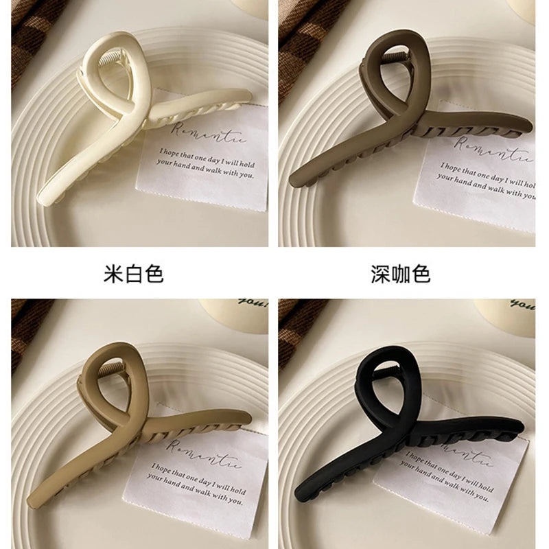 4-Pack Women’s Matte Hair Claw Clips Large Hairgrips Elegant Hair Accessories