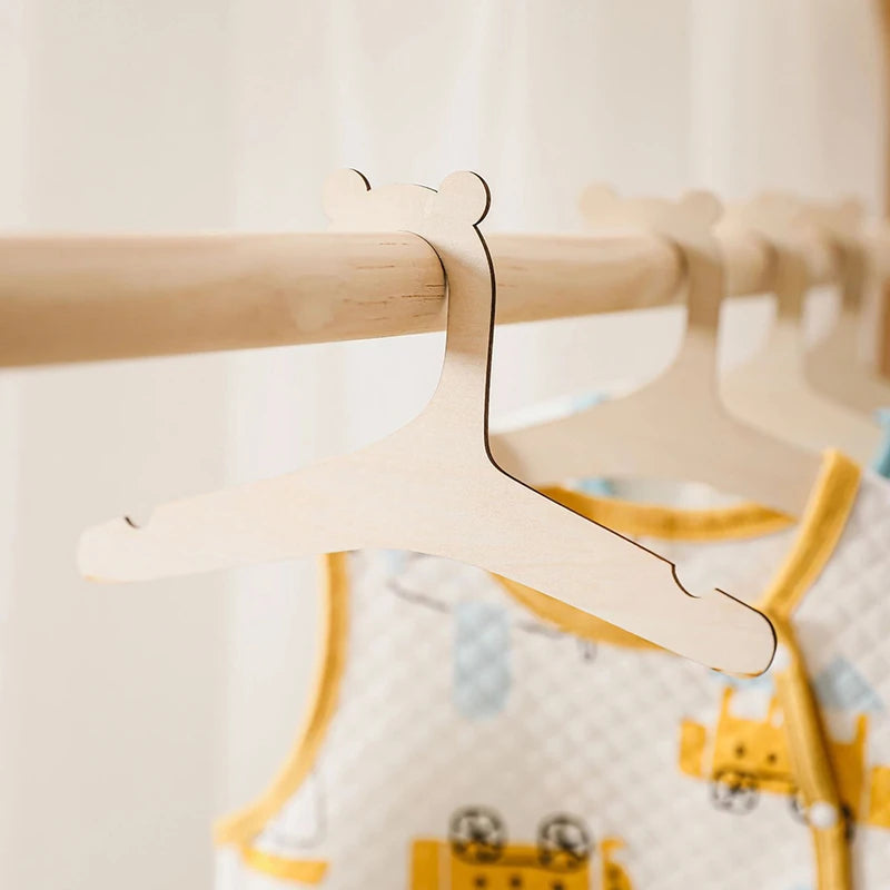 10Pcs Baby Wooden Clothes Hanger Rack Nursery Decor Kids Room Storage Set